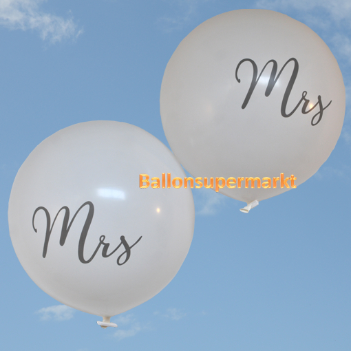 Grosse-weisse-Luftballons-zur-Hochzeit-von-Mrs.-and-Mrs.