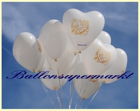 Luftballons zur Hochzeit steigen lassen: Just Married, weiße Herzluftballons