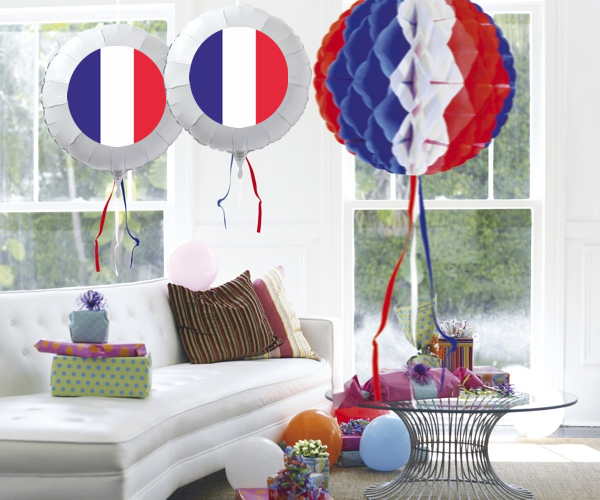 Partydekoration-Frankreich-Luftballons-mit-franzoesischer-Flagge