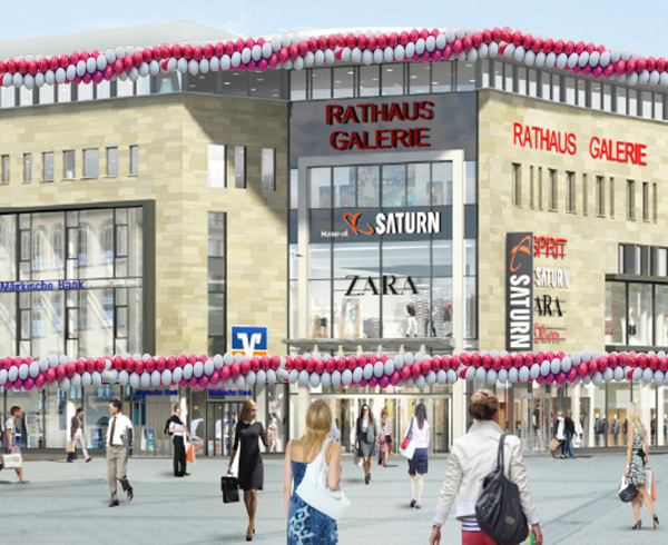 Dekoration-mit-Luftballons-aus-Folie-Einkaufs-Galerie-Shopping-Center