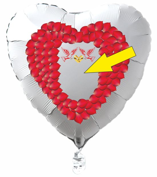 Herzluftballon-zur-Hochzeit-in-Weiss-mit-Namen-des-Hochzeitspaares-und-Datum-des-Hochzeitstages-Herz-aus-roten-Rosenblaettern