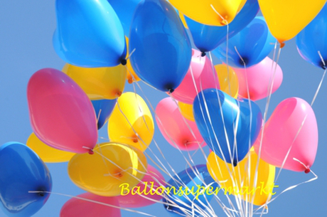 Luftballons zur Hochzeit steigen lassen, 150 bunte Herzluftballons, 10 Liter Helium Ballongas