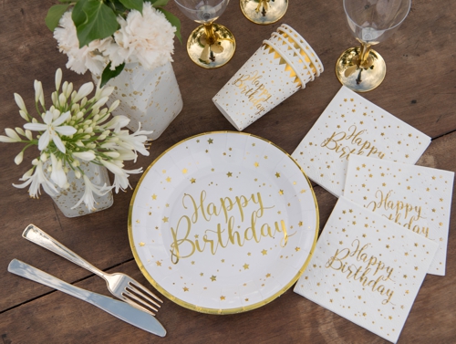 Partyteller-Happy-Birthday-Gold-Partydekoration-zum-Geburtstag-Tischdekoration-Pappteller-Dekobeispiel