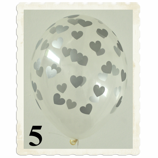Transparente-Luftballons-mit-silbernen-Herzen-5-Stueck