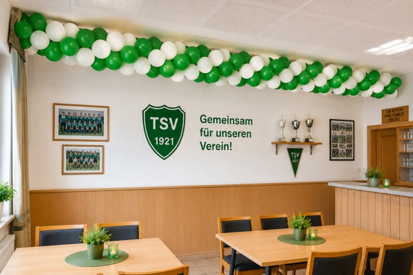 Girlande aus Luftballons gr&uuml;n-wei&szlig;