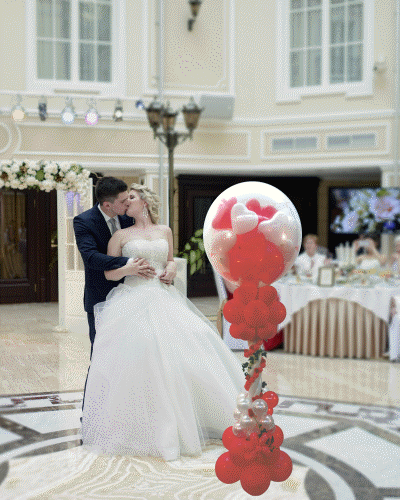 Explodierender Ballon zur Hochzeit
