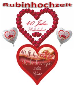 Luftballons und Hochzeitsdekoration zur Rubinhochzeit
