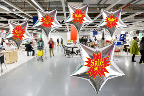 sale-50-prozent-sternballons-aus-folie-werbeaktionen-rabattaktionen-dekoration-supermarkt
