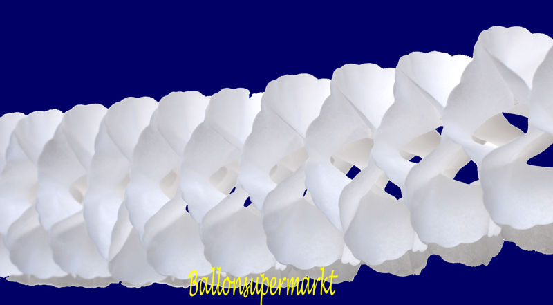 Seidenpapiergirlande in Weiß