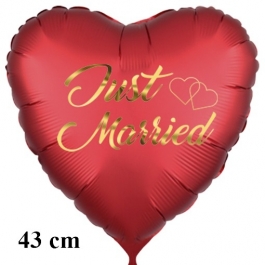Just Married. Golden letters and hearts. Herzluftballon aus Folie zur Hochzeit, 43 cm, satinrot