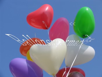 Rosafarbene Herzluftballons
